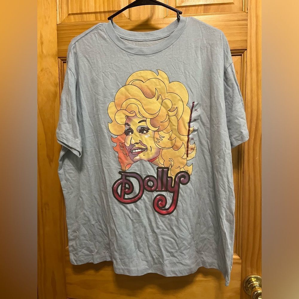 Dolly brand size 2X light blue Dolly t shirt